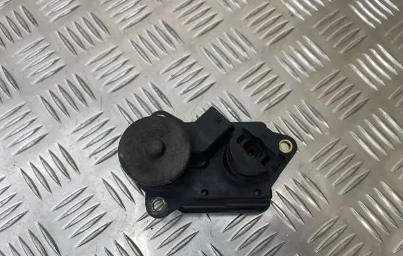 Mercedes-Benz A W169 Intake manifold valve actuator/motor A6401500294