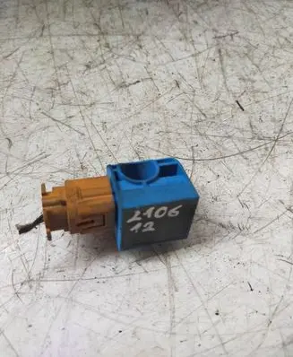 KIA Sorento Airbag deployment crash/impact sensor 28D00006U7N