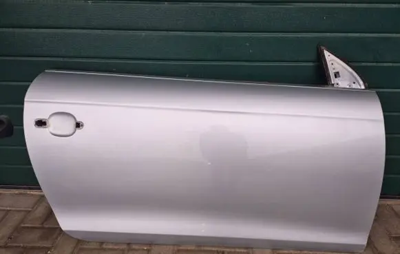 Volkswagen Eos Door (2 Door Coupe) La7w