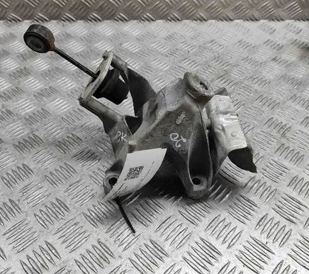 Audi Q7 4M Engine mounting bracket 4M0199869AL 4M0199387