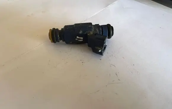 KIA Pro Cee'd I Fuel injector 353102B000