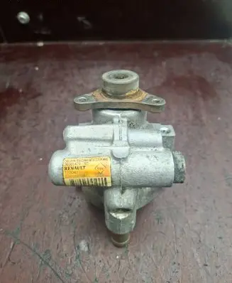 Renault Espace - Grand espace IV Power steering pump 26081479 7700437081 7700426711