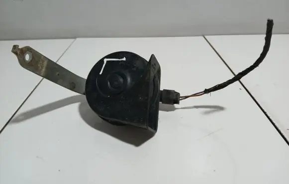 BMW 7 E65 E66 Horn signal 0055306