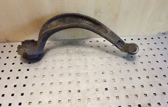 Front lower control arm/wishbone