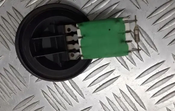 Skoda Fabia Mk1 (6Y) Heater blower fan relay 