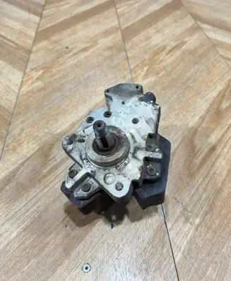 Renault Scenic II - Grand scenic II Fuel injection high pressure pump 8200108225 0445010075