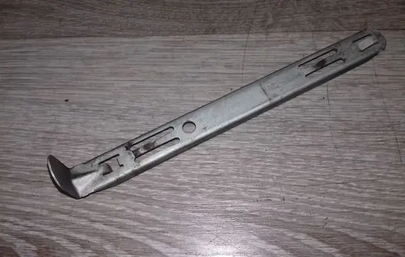 Volvo XC90 Headlight/headlamp mounting bracket 8637182
