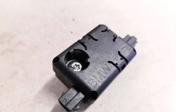 BMW 5 F10 F11 Antenna control unit 9185474 6520918547402