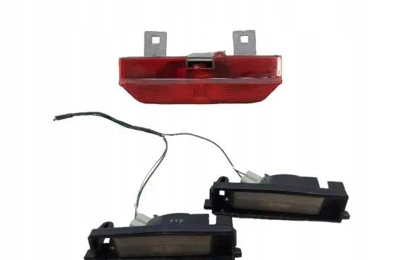 Toyota RAV 4 (XA20) Third/center stoplight