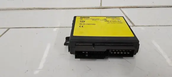 Iveco Daily 3rd gen Door central lock control unit/module 500340911 0630240102 VM215CRX