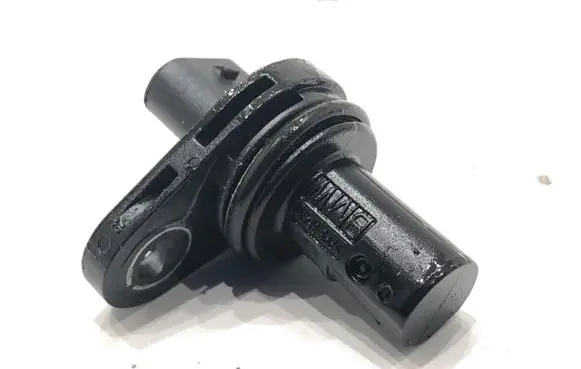 BMW 2 F44 Camshaft position sensor 7633958