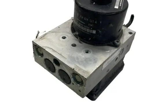 Volkswagen Touareg I ABS Pump 7L0907379D 10092503223 5WK84005