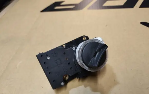 Chrysler Voyager Ignition lock 4326622