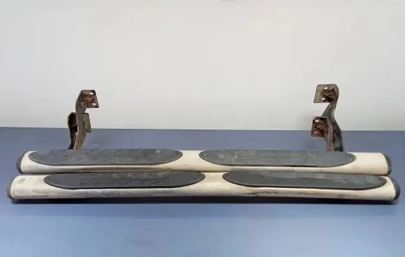 Opel Frontera B Sill