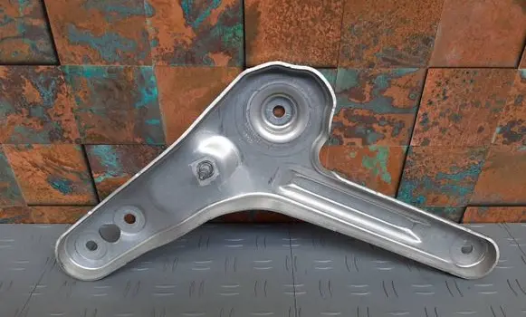 BMW X7 G07 Other under body part 6885045 33306885045