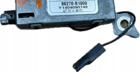 Hyundai Genesis Aerial antenna amplifier 96270B1000