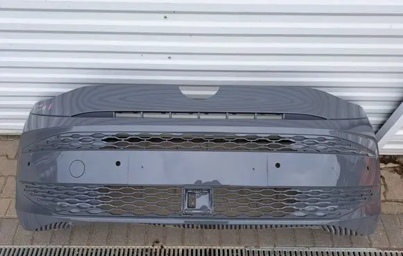 Volkswagen Transporter - Caravelle T7 Front bumper 7T0807221