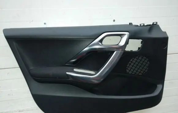 Peugeot 2008 I Front door card panel trim 98029883ZD