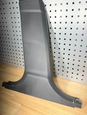 (B) pillar trim (bottom)