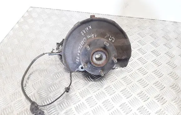 Mitsubishi Outlander Front wheel hub
