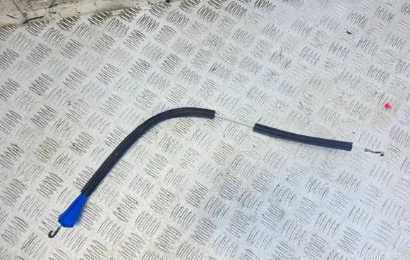 Audi Cabriolet B3 8G Front door cable line 895837082A