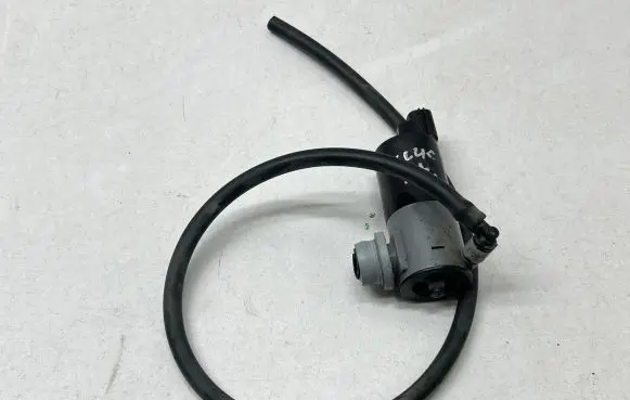 Volvo XC40 Headlight washer pump 31693156 1057435003 643521