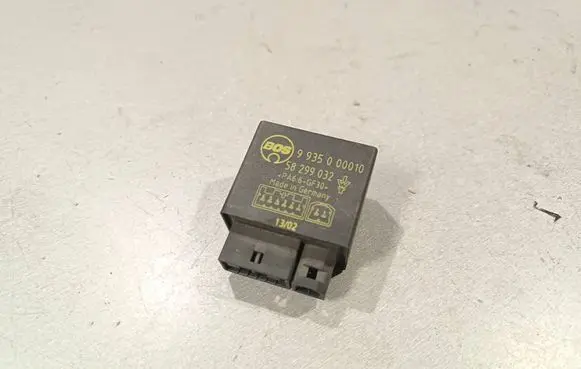Opel Vectra C Other relay 58299032 9935000010