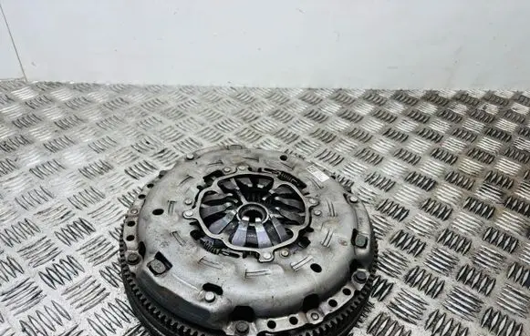 Volkswagen PASSAT B8 Clutch set kit 04L141015D 04L141031B 04L105273