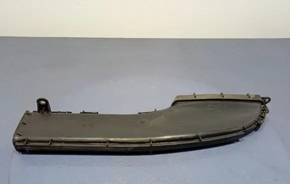 Ford Mondeo MK I Intake resonator DS739C675