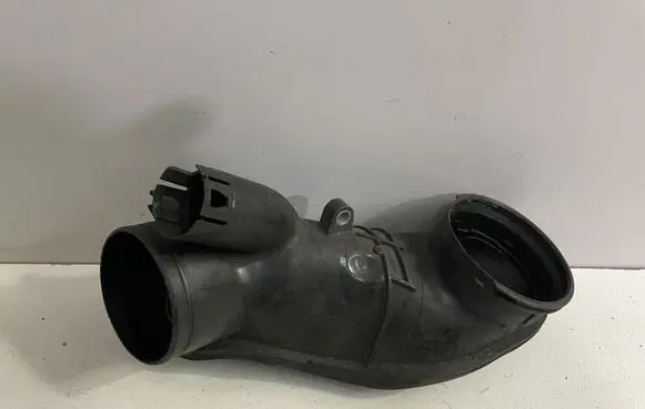 BMW X3 F25 Air intake hose/pipe 8507369