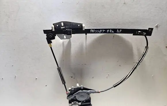 Volkswagen PASSAT B4 Rear door window regulator with motor 3A0839402C 3A0959810 3A0969812