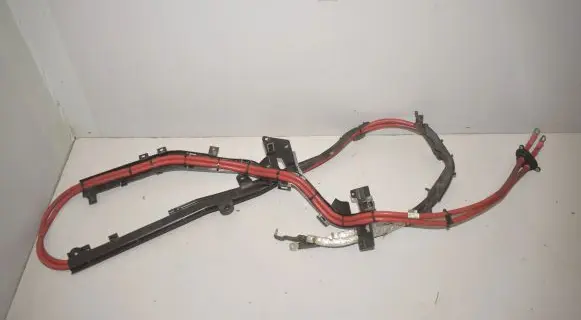 BMW 5 G30 G31 Positive cable (battery) 6807323 61116812376