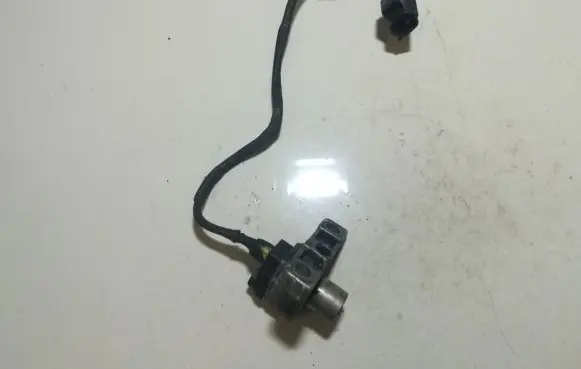 Volvo V70 Crankshaft position sensor 1275789