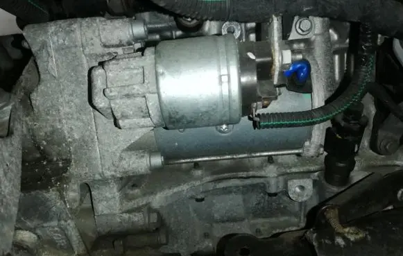 Citroen C4 II Starter motor ts22e26