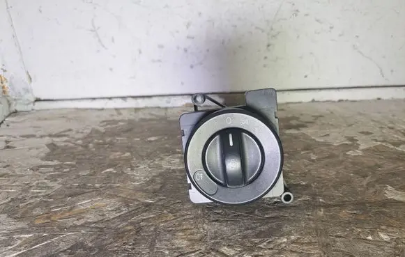 Mercedes-Benz Sprinter W906 Light switch A9065450104 1531830