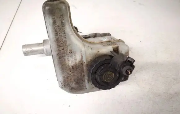 Volkswagen PASSAT B6 Brake fluid reservoir 03350886771 033508-86771