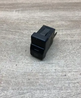 Fog light switch