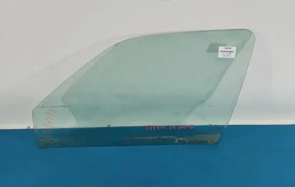 Volkswagen Golf III Front door window glass four-door IMPRK1496093