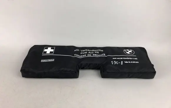 BMW 3 F30 F35 F31 First aid kit 8270015