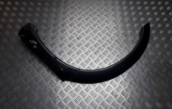 Chevrolet Venture Front arch trim 10341791lh