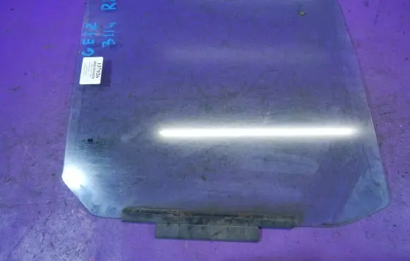 Hyundai Getz Front door window glass four-door