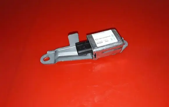 Subaru Tribeca Airbag deployment crash/impact sensor 98236XA00A 1879001811