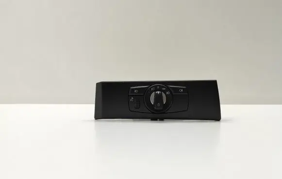 BMW 5 E60 E61 Light switch 6988565 913472601 9134726