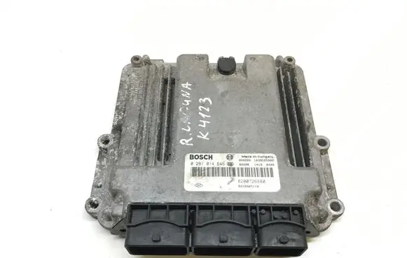 Renault Laguna III Engine control unit/module 8200905110 8200726880 0281014646
