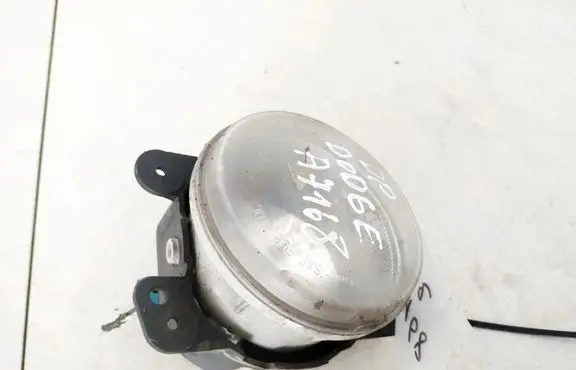 Dodge Magnum Front fog light 04805856aa