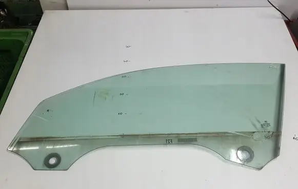BMW 1 F20 F21 Sliding door window/glass 