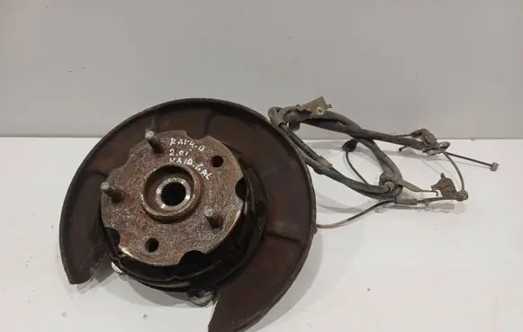 Toyota RAV 4 (XA40) Rear wheel hub spindle/knuckle 