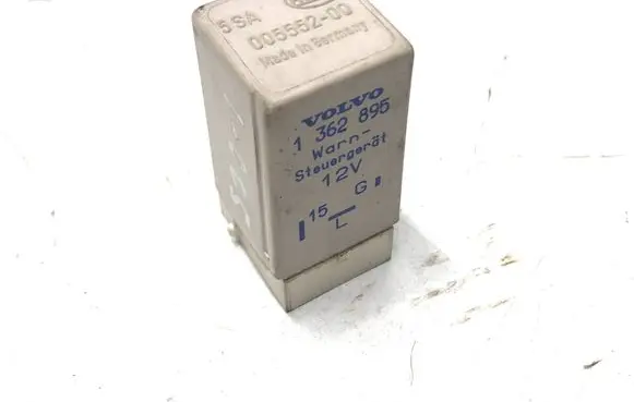 Volvo S70 V70 V70 XC Seat belt warning relay 1362895 00555200