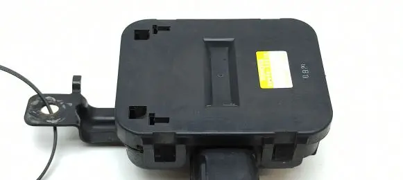 Coolant fan relay