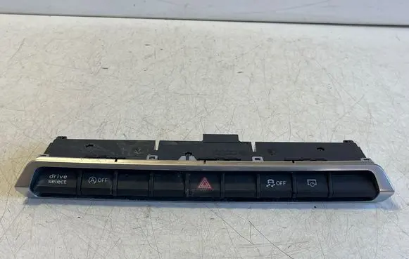 Audi Q2 - A set of switches 81A925301J